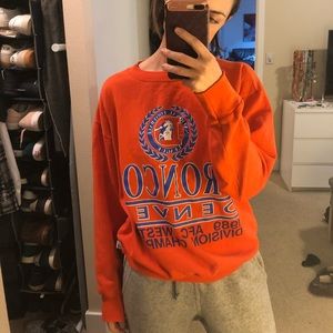 Vintage Broncos sweatshirt - size L